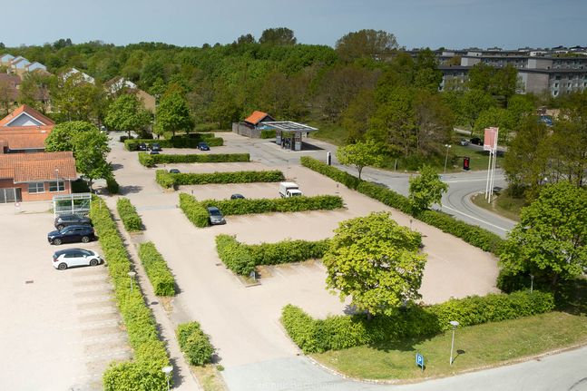 F2311-056 Nivå center