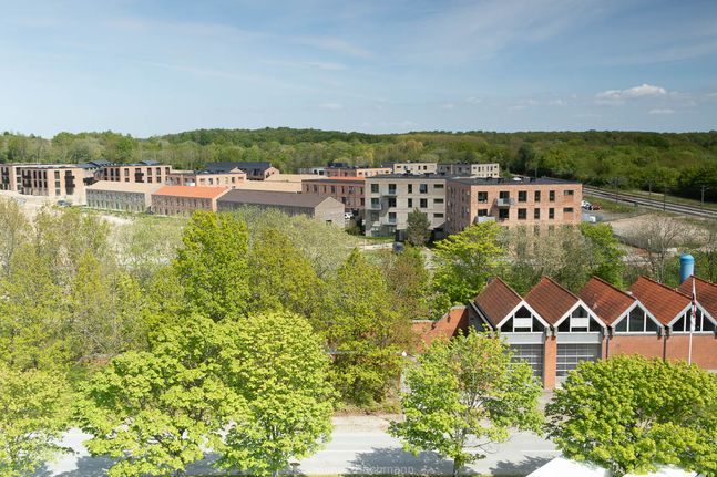 F2311-057 Nivå center