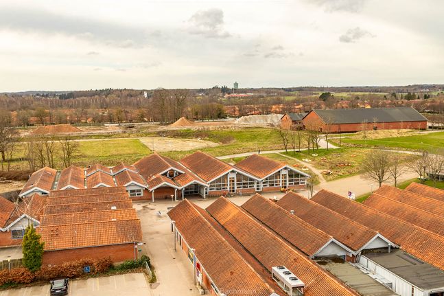F2311-059 Nivå Center - Niverødvej - oversigt