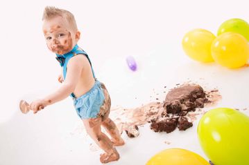 Beehive Photography Studios - Cake Smash - 1st Birthday - South Wales 