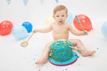 Beehive Photography Studios - Cake Smash - 1st Birthday - South Wales 