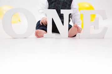 Beehive Photography Studios - Cake Smash - 1st Birthday - South Wales 