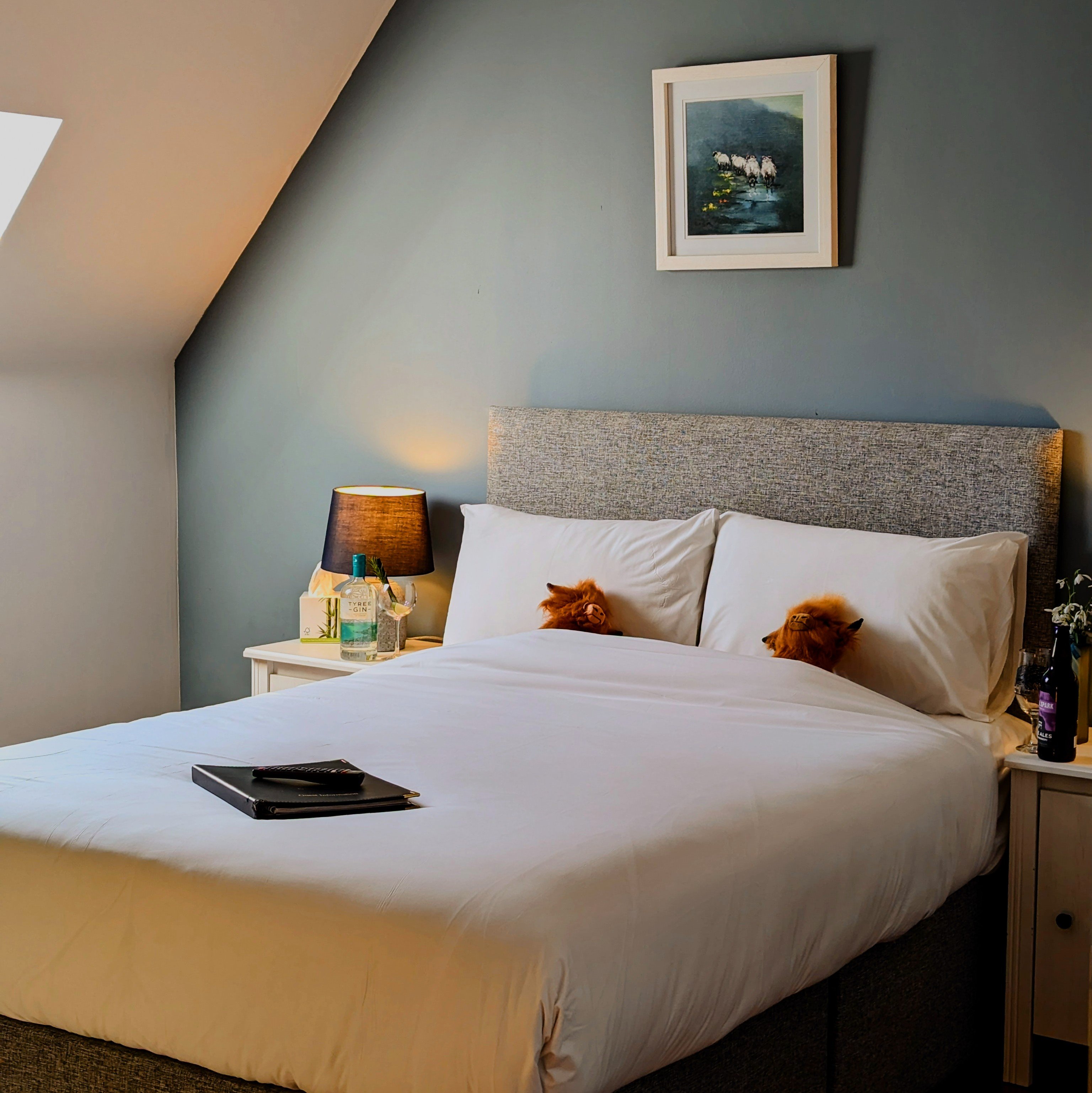 Stay at Ben Cruachan Inn | Rooms in Lochawe with Views of Loch Awe
