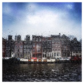 Amsterdam regn elv kanal båter himmel Bok 2