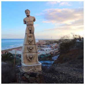 Gran Canaria statue himmel hav