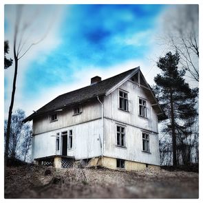 Hus abandoned forlatt bok 4