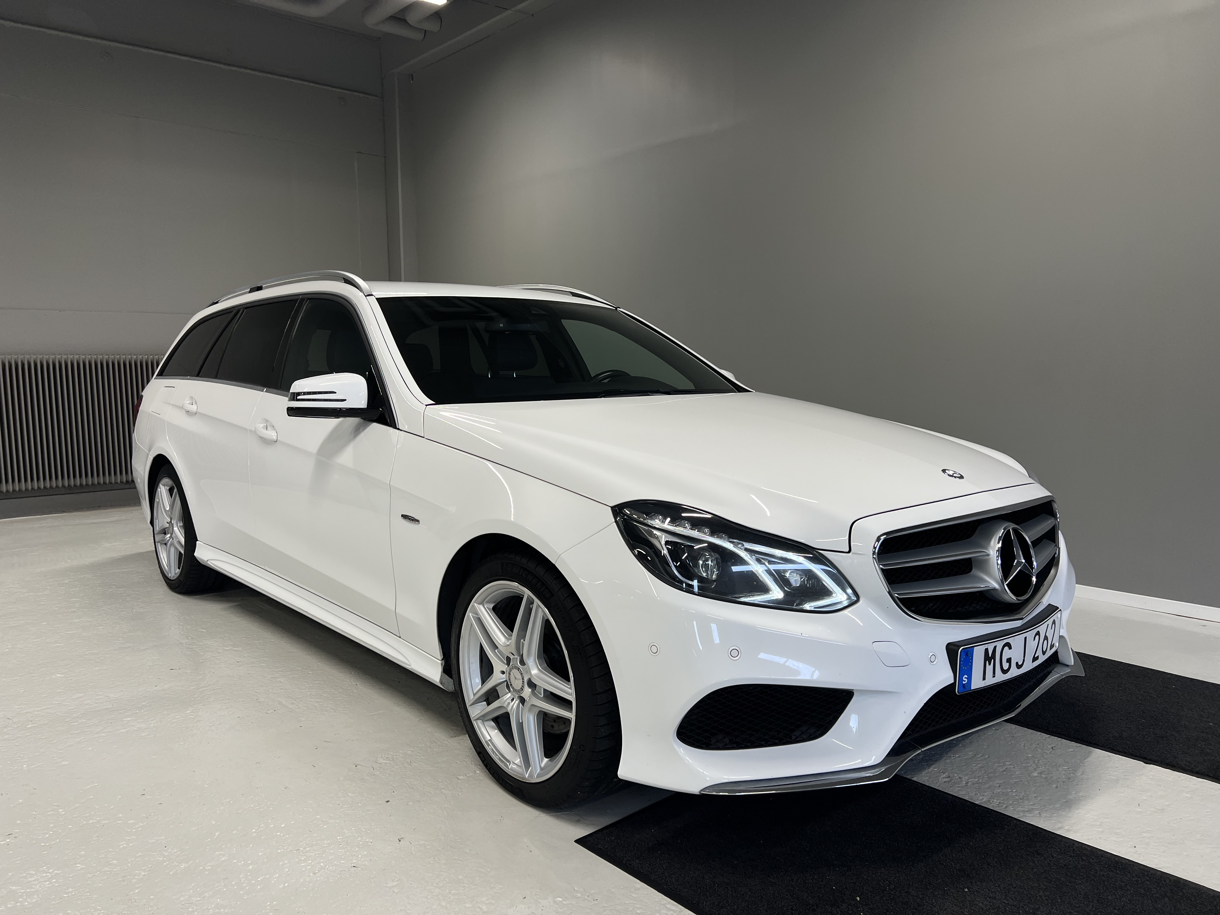 Mercedes E220