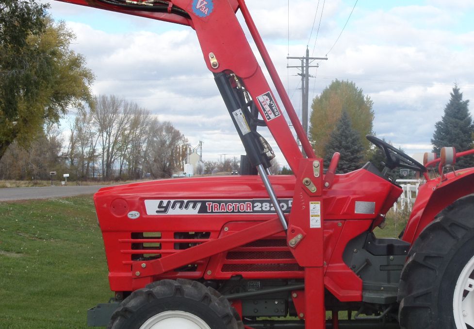 $15400
2820-D 32 engine HP 
YNM model 2820-D 4x4 3 cylinder diesel tractor new loader
sold new in Japan then restored and we are a dealer- be in business over 10 Years
that a shuttle transmission with 3 forward and a reverse - shift on the fly
new auto leaving loader with quick attach bucket - call for specs
shift in 4x4- 5 gear ranges-new tires- ROPS is New- new Paint- three point hitch is Category #1 will work on all universal Cat 1 implements -
has Power Steering - parts available used and new out of Texas and Las Vegas
208-390-2774 biglittletractor@gmail.com