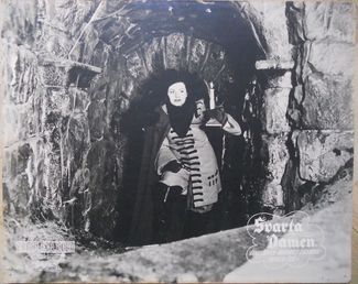 070 Svarta Damen  1945