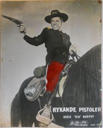 735  Rykande pistoler  1953