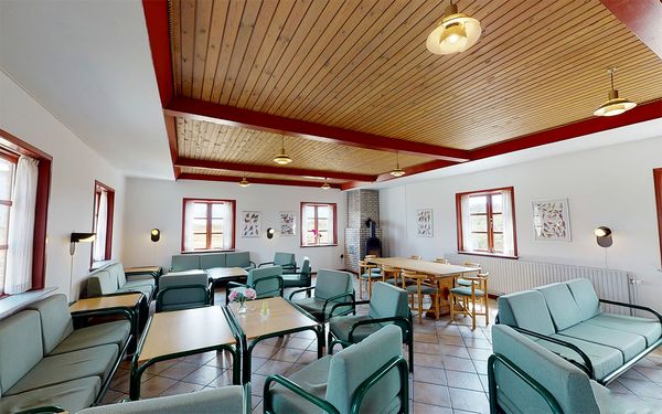 bjaergeborg-vaerelse-vestekysten-danmark-lejerskole-stue kopier