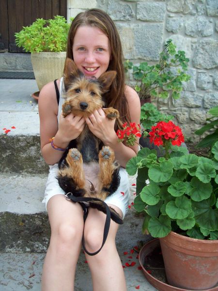 Kusine Emma med Luna i Sydfrankrig/cousin Emma with Luna in Southern France