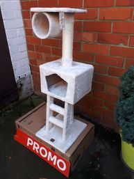 kattenpaal, kattenklim beige prijs  69,5euro 