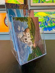 Art. 20001 - bordstativ til 3 stakke postkort