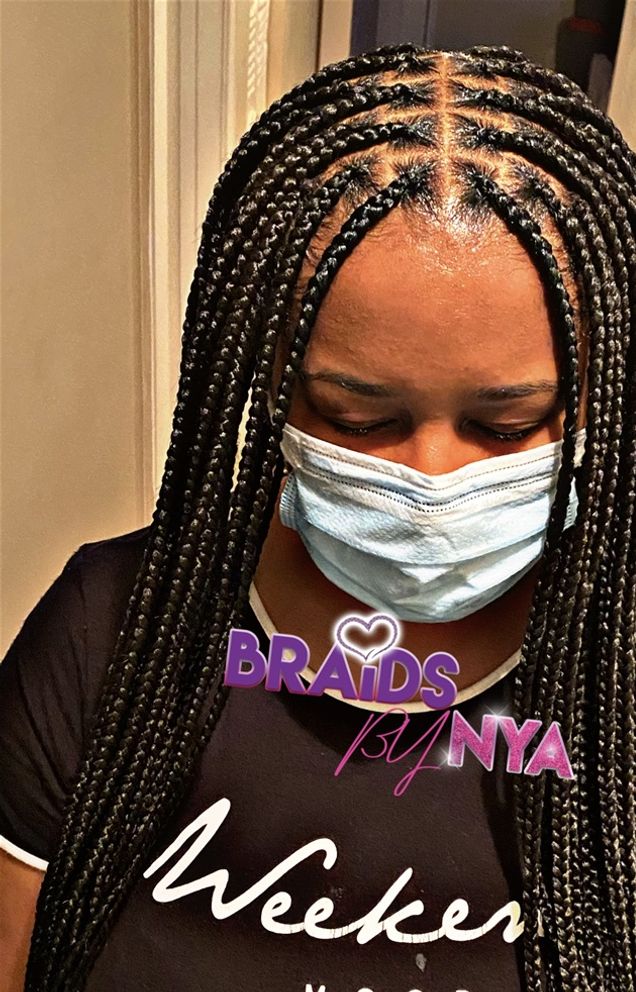 Medium Knotless Waist Braids