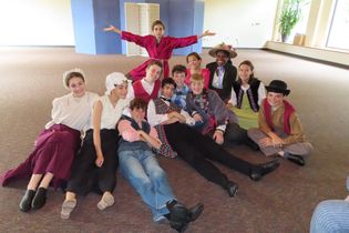 2019 Cast Photo