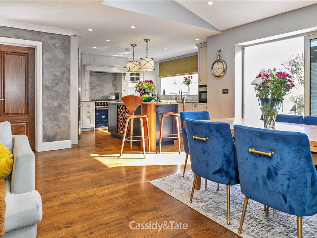 Open plan living 