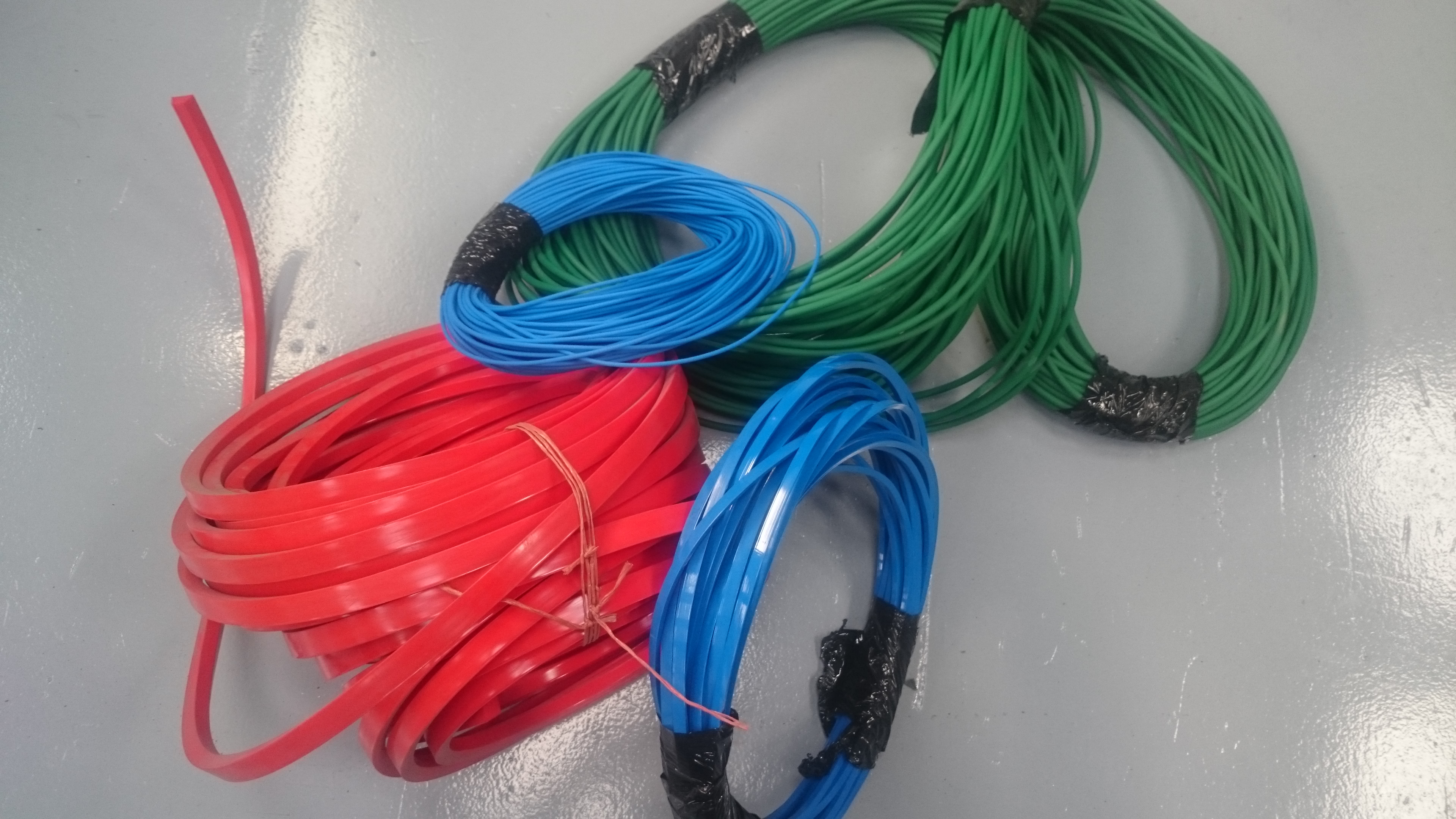 TRAPESAL / CORDÓN DE POLIURETANO