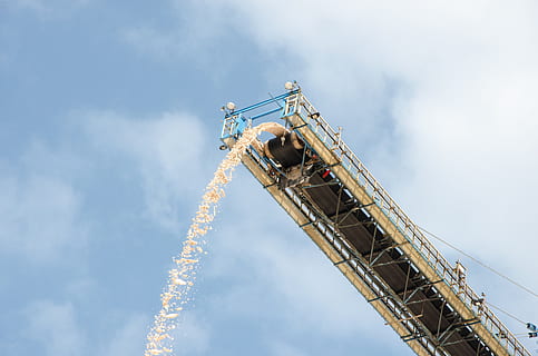 conveyor-belt-salt-overburden-dump-open-pit-mining-sand-thumbnail