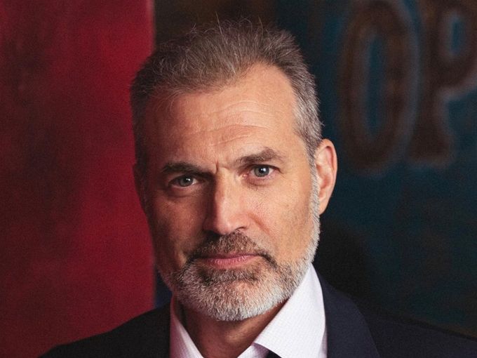 Marc Kudisch as 