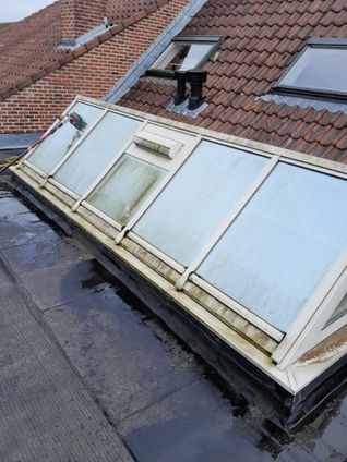 Vuile koepel reinigen  ->