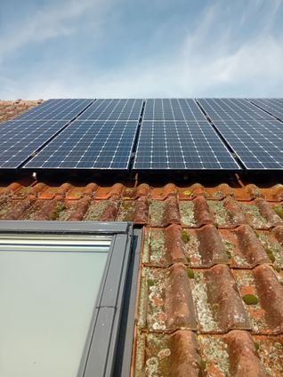 Foto na de schoonmaak / ontmossing zonnepanelen
