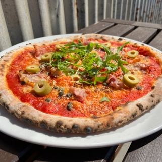 Pizza Crudo