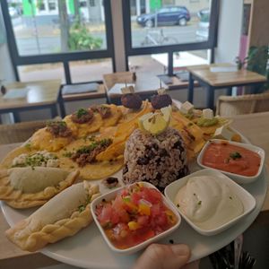 Tapa Variada