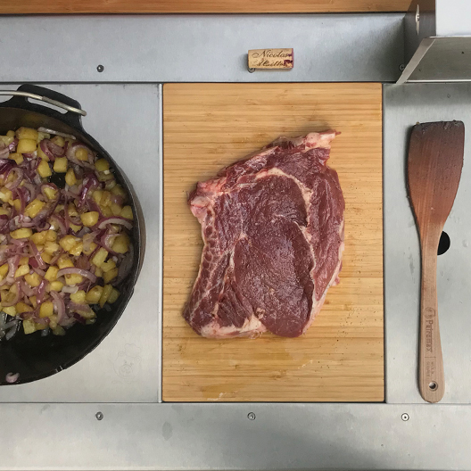 Calicamp Steak
