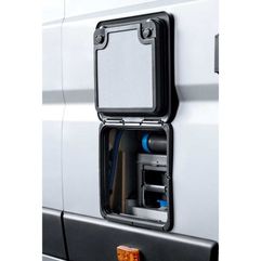 Serviceklappen & Lüftungsgitter