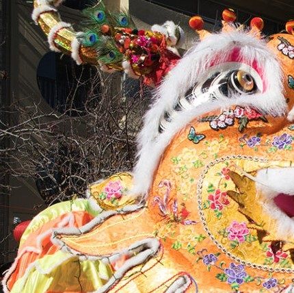 Kinesiskt nyår i februari. Då var det fest i Chinatown och där omkring.