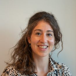 Iris Van Den Bussche