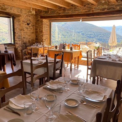 Caserio_Meiroi_comedor_01