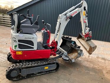 Minigraver med tilt (1 ton) + 3 skovle