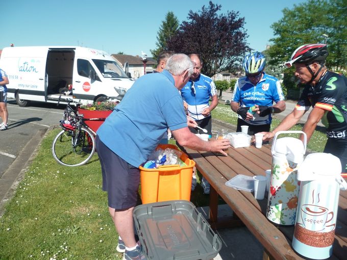 Philippe en plein service 