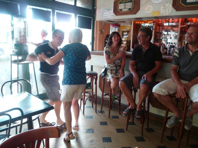 Christophe à encore les jambes