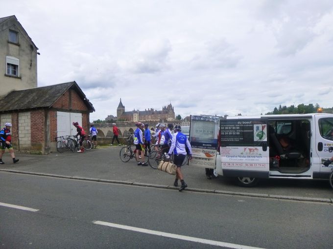Arrivée à Gien la boucle est presque bouclée.
les Chatillon de France 2018 ont vécu