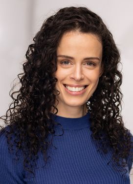 Cecilia Säverman headshot by Erik Lundback