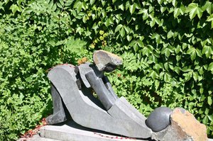 Chateau de Petit-Leez Stone sculptures from Zimbabwe Chateau de Petit-Leez Stone sculptures from Zimbabwe