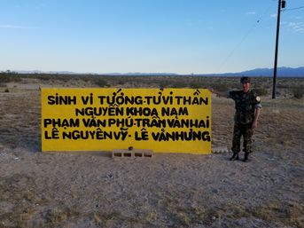 Bia Tưởng Niện NGŨ VỊ THẦN TƯỚNG VNCH do TT ĐÀO MINH QUÂN dựng lên từ năm 1991.