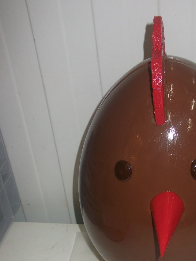 coucou moi mon nom est Pouic-pouic 3 (lt) le petit dernier de la famille  né aussi en 2011 , peu avant pâques