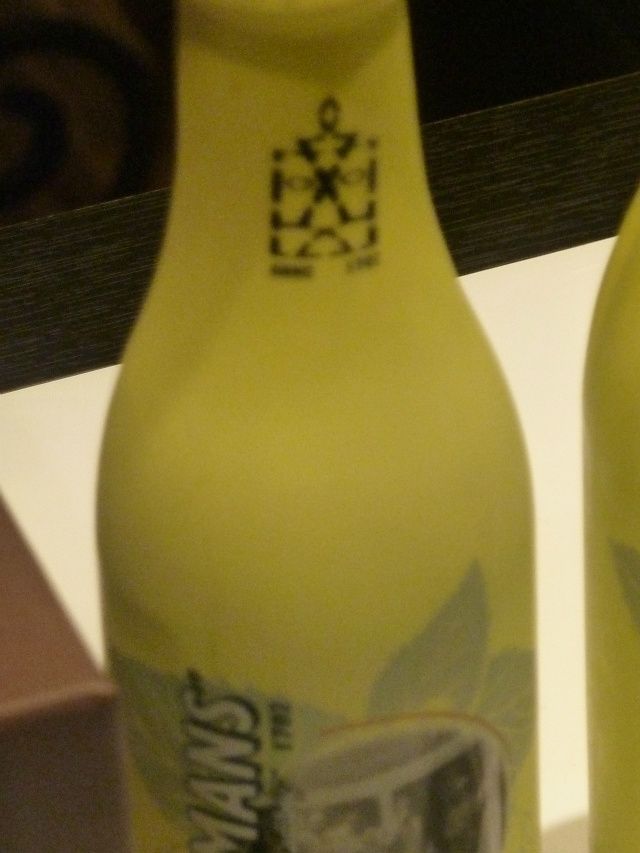 après la ROUGE LA BRUNE ME VOICI LA B...LANCHE
