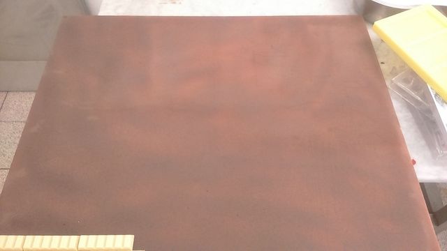 Au départ d une toile 100X80 blanche , ensuite une couche de chocolat