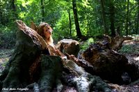 WEBSITE GLAMOUR Lost in the woods 1289