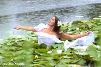 WEBSITE GLAMOUR Watering the lilies 9796