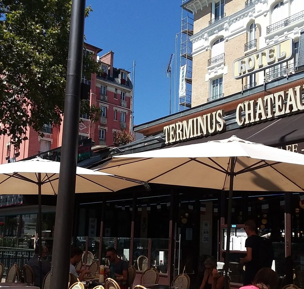 This restaurant is in Vincennes France which is a south eastern suburb of Paris. It is just down the street from Vincennes Castle at 9 Avenue de Nogent. I would rate the service at 5 stars and the food at 4 stars. My food was good and Farida had good food too. Rayhend and Reno ate steaks and they said that they were OK but they were not as good as the steaks in USA.