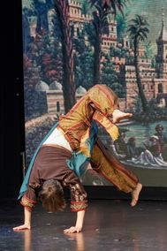 Move in den Handstand