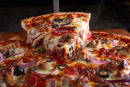 close pizza pull copy
