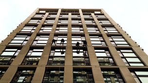 South Bank Place development, window cleaning, 2022