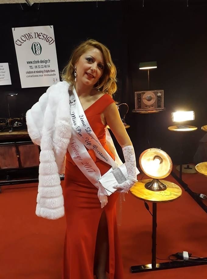 Photo de la 2ème Dauphine Miss Pin' up Occitanie sur mon stand à Albi 2018 - 1er Décembre